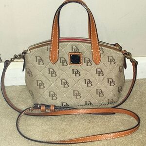DOONEY & BOURKE MAXI QUILT RUBY CROSSBODY PURSE BAG SUPER CUTE
